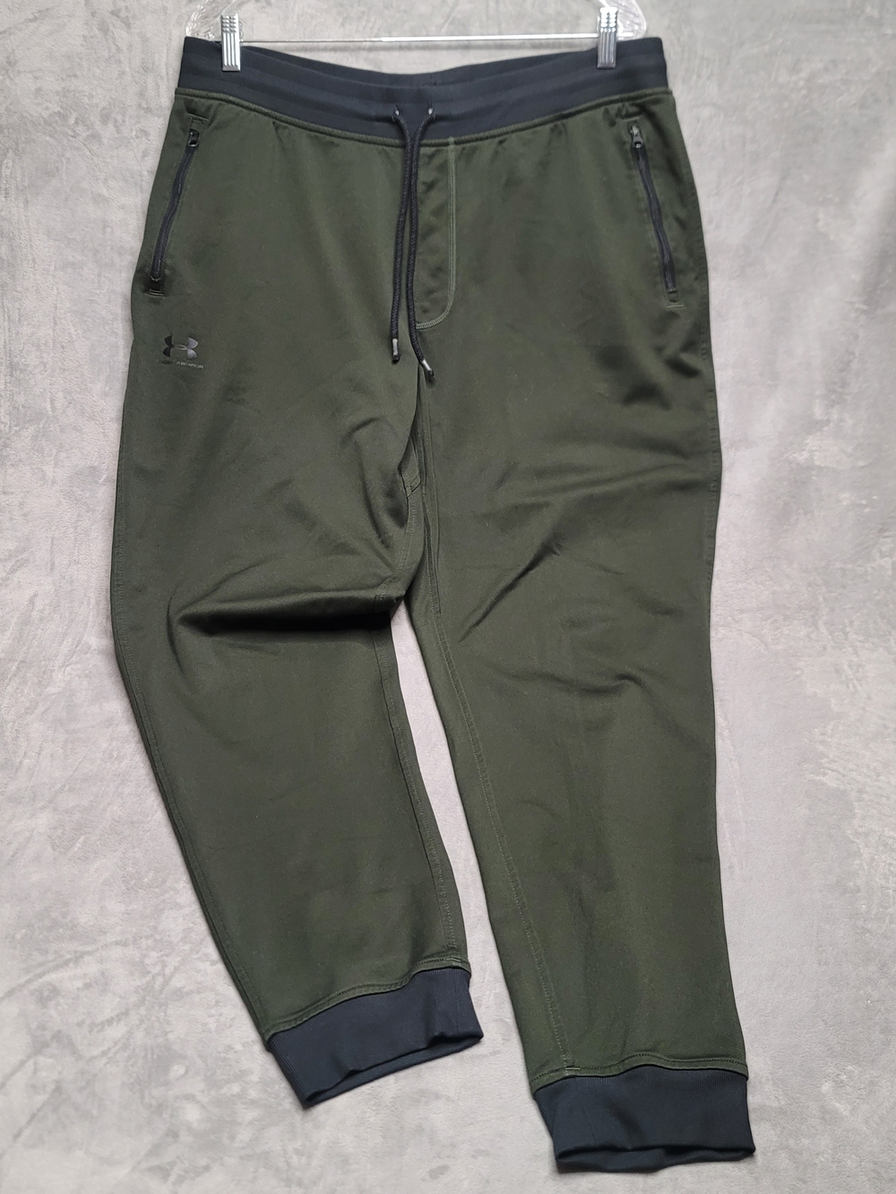 Under Armour ColdGear Men’s Olive Green Loose Fit Jogger Pants XL
